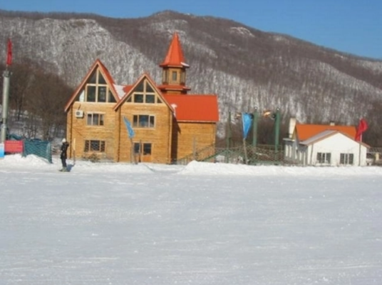 绥芬河滑雪场