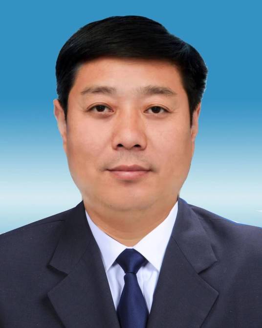 杨峰（河南省开封市城乡一体化示范区党工委原副书记、管委会原主任）