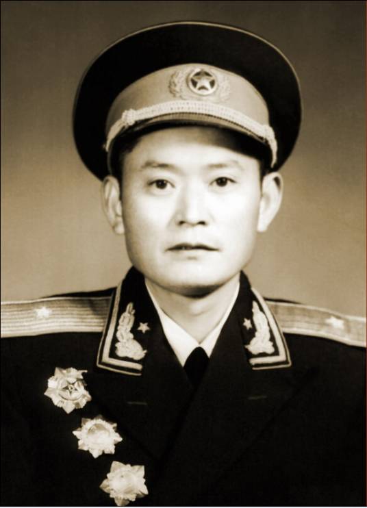 陈宏（中华人民共和国开国少将）