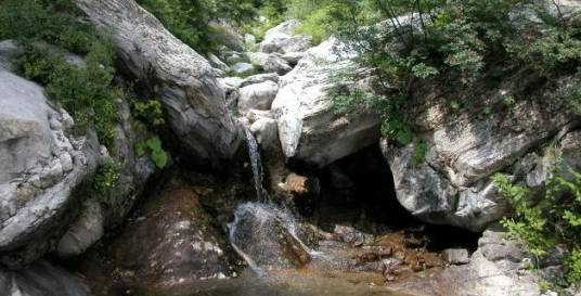 天华洞风景区