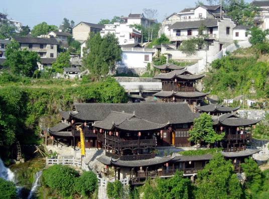 王村（山西省长治市屯留区路村乡下辖村）