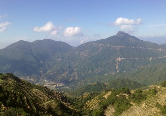 凤凰山（山西省定襄县凤凰山）