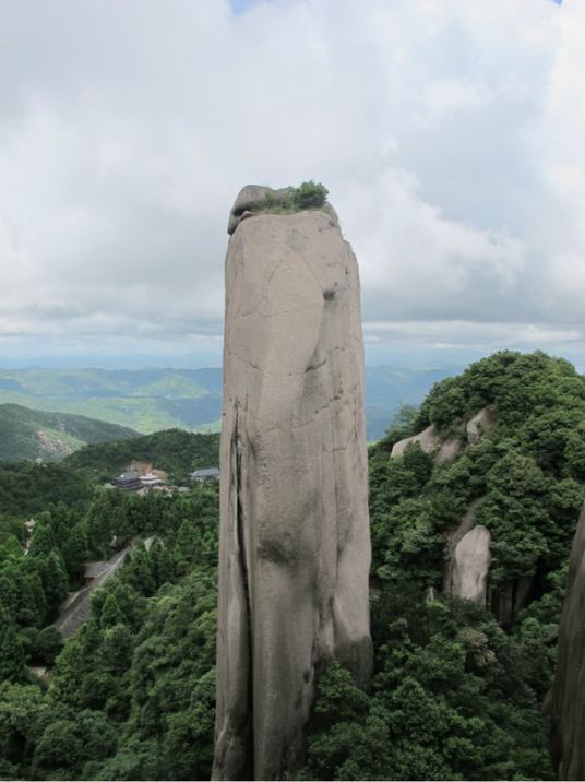 天柱峰（浙江省雁荡山天柱峰）