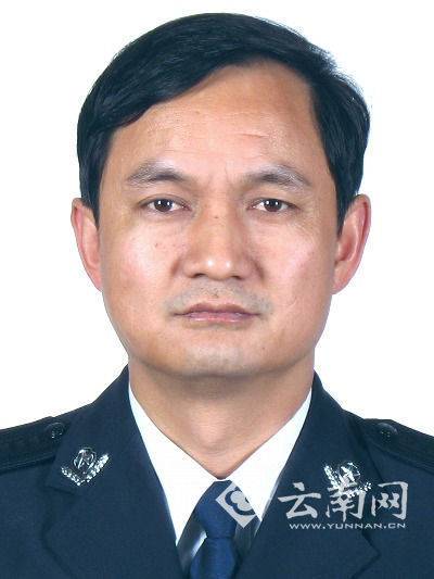 李刚（云南警官学院正厅长级干部）