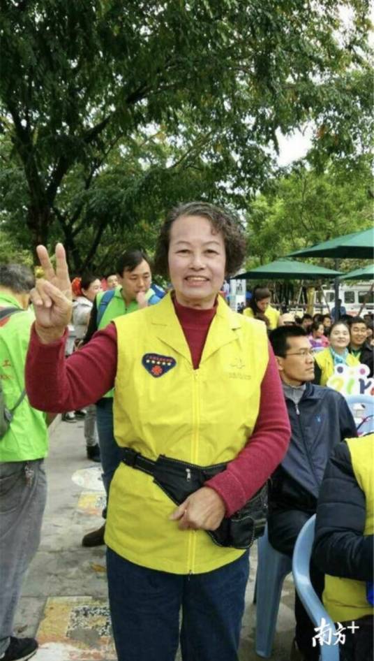 陈丽芬（广东东莞莞城金韵台艺术团原团长）