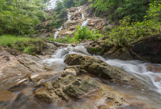 水泉溪自然风景区