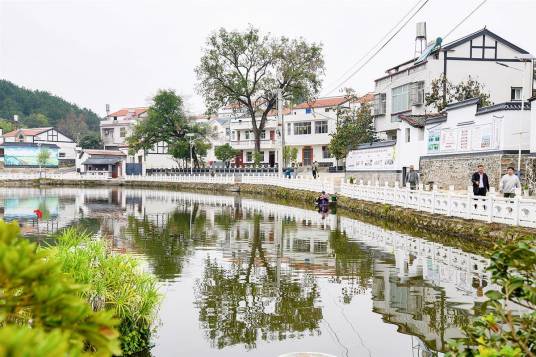 陈田村（武汉市历史文化名村）