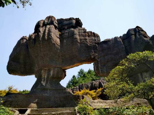 万盛石林风景区