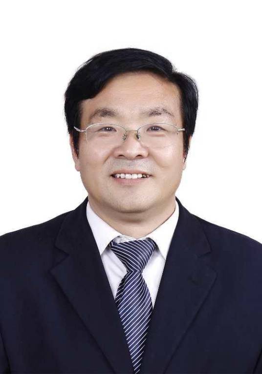 李智鑫（河南省登封市教育体育局党组书记）