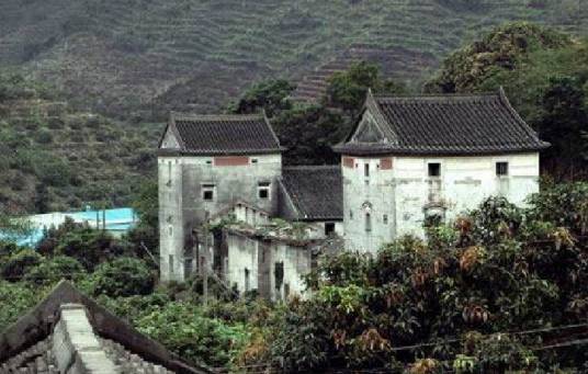 金龟村（深圳市坪山区下辖村）