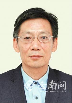 张力（云南大学原副校长、党委常委）